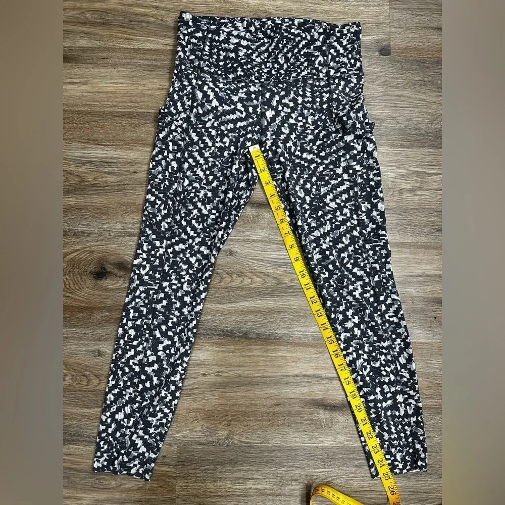 LULULEMON- Fast Free Tight II 25